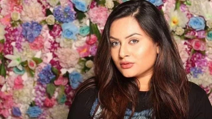 মেকওভার শিল্পে একজন সফল উদ্যোক্তা নদী খন্দকার