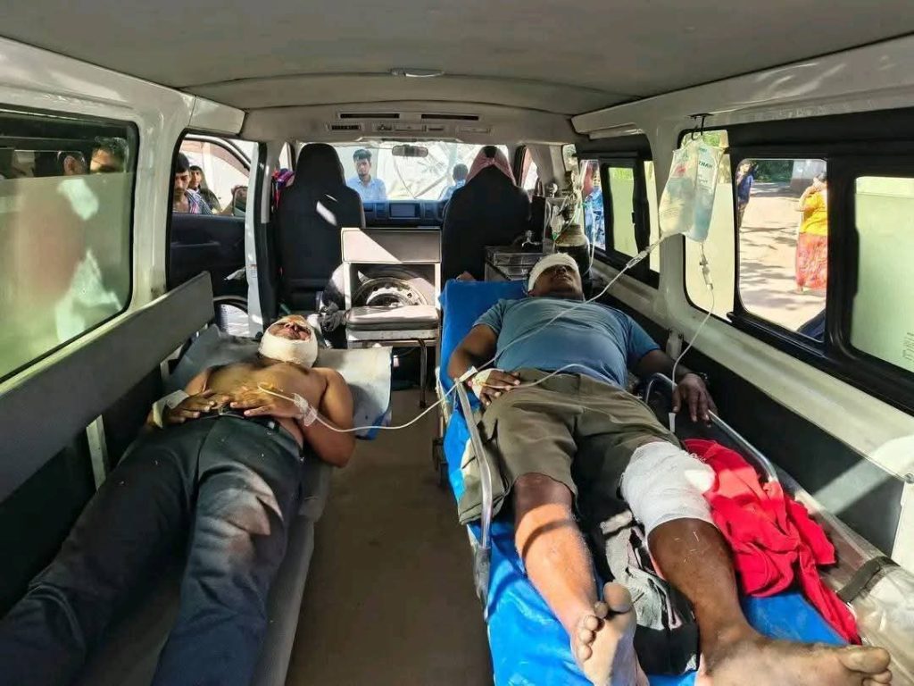 কেওক্রাডং সড়কে চাঁদের গাড়ি দুর্ঘটনায় ১১পর্যটক আহত