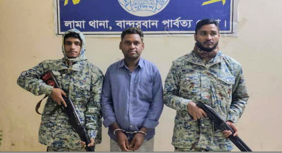 লামায় আওয়ামীলীগের মশাল মিছিল, সড়কে অগ্নিসংযোগ, গ্রেফতার-১